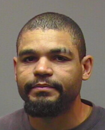 Lavester Bell, wanted for Aggravated Battery